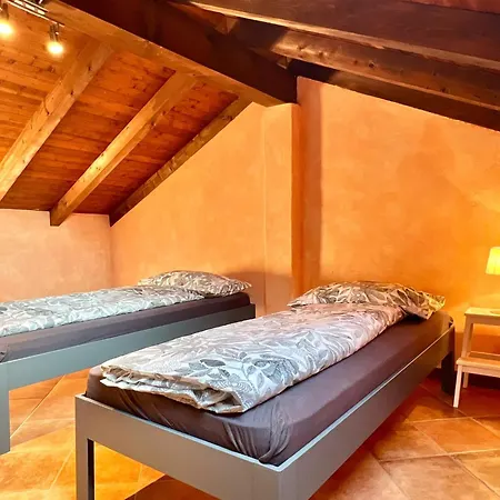 בית נופש Casa Buri Trarego